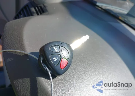 2011 Toyota Camry Le z USA, uszkodzony, nr VIN 4T1BF3EK2BU716957